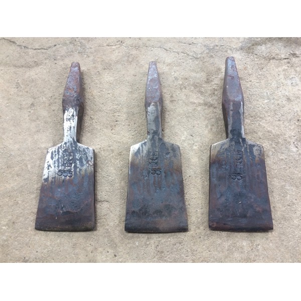 Wadung Alat Pemotong Kayu dan Menebang Pohon