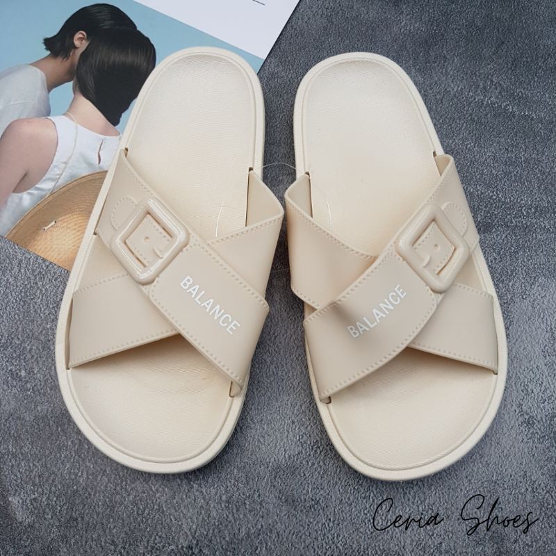 [BEST SELLER] Sendal Jelly Cuted BLC Import Full Karet Lentur Elastis Sandal Slop Silang Kokop-Cream