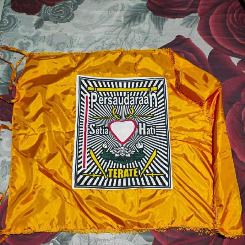 Bendera PSHT Sablon | Bendera PSHT 2 Sisi | Bendera PSHT Sablon bolakbalik