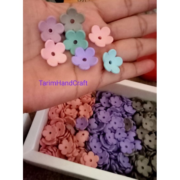 Mote kelopak sakura dop