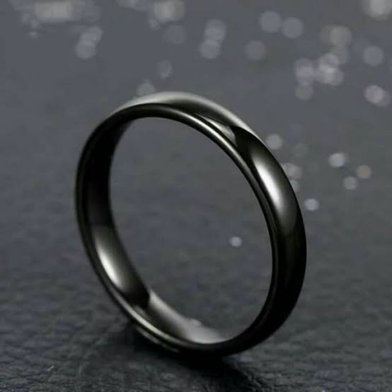 cincin titanium couple polos sedang warna hitam termurah terlaris