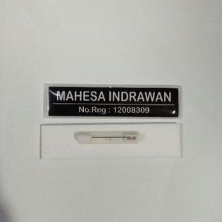 

Name tag dada