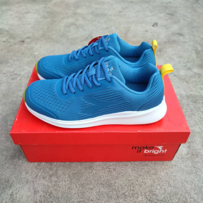 Diadora Amadeo "Blue"