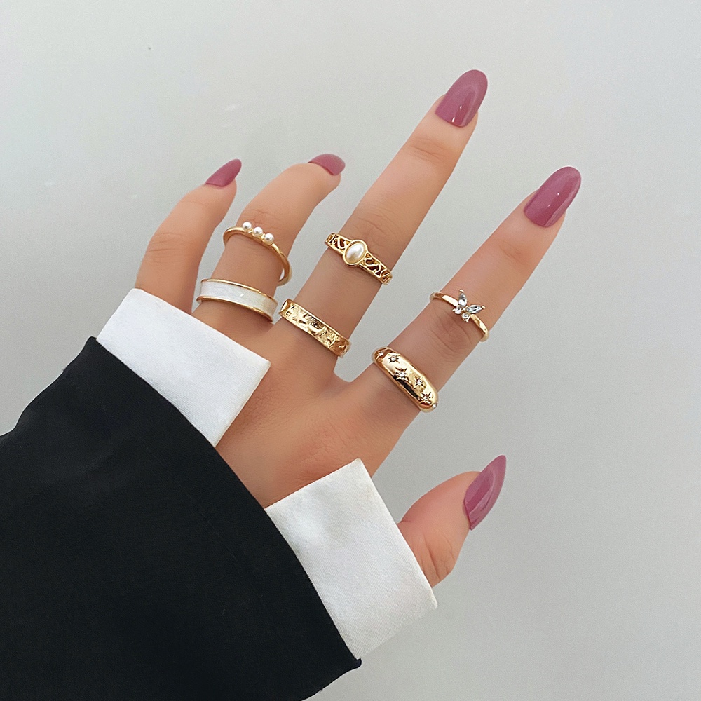 5pcs / Set Cincin Berlian Imitasi Bentuk Hati Warna Hijau Gaya Retro