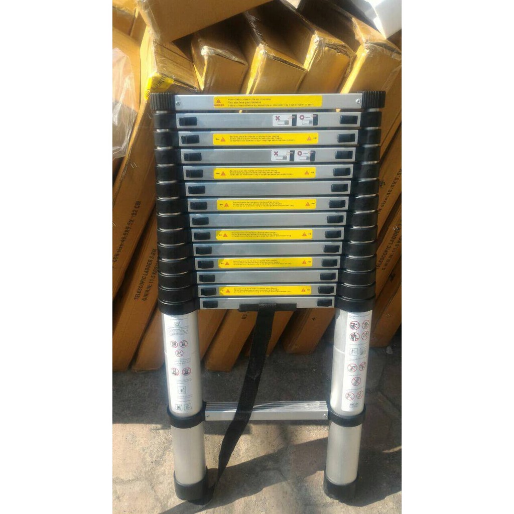 Tangga Teleskopik 5.2 m Telescopic Extension Ladder MOLAR