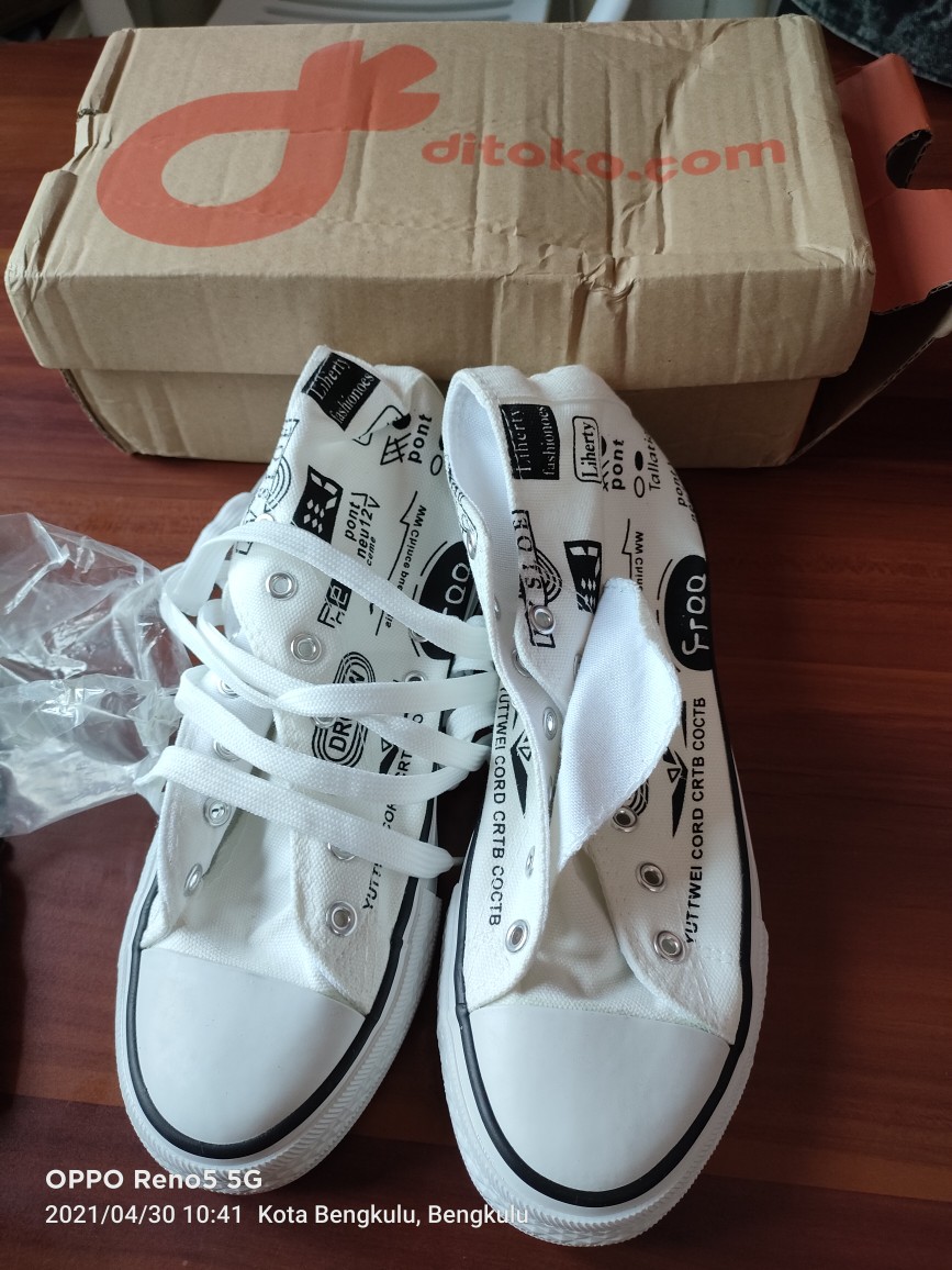 Sp58 Sepatu Sneakers Kanvas Pria Trendi Shopee Indonesia