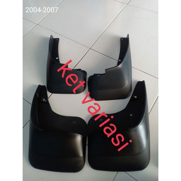 mudguard/ karpet lumpur innova Lama / old 2004-2007