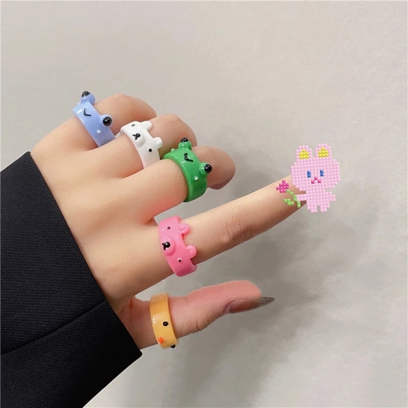 Cincin Bahan Resin Akrilik Bentuk Hewan Katak Warna-Warni Untuk Wanita