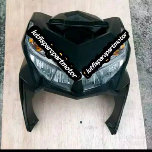 Satu set body bagian depan plus lampu vario 125 150 LED
