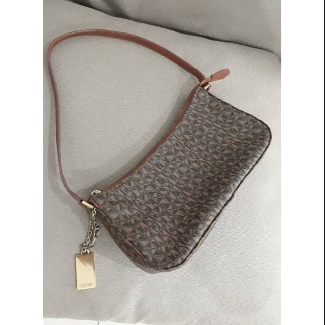 preloved bonia clutch bag, bisa di ketekin n jinjing, bagus buat pesta only 900rb