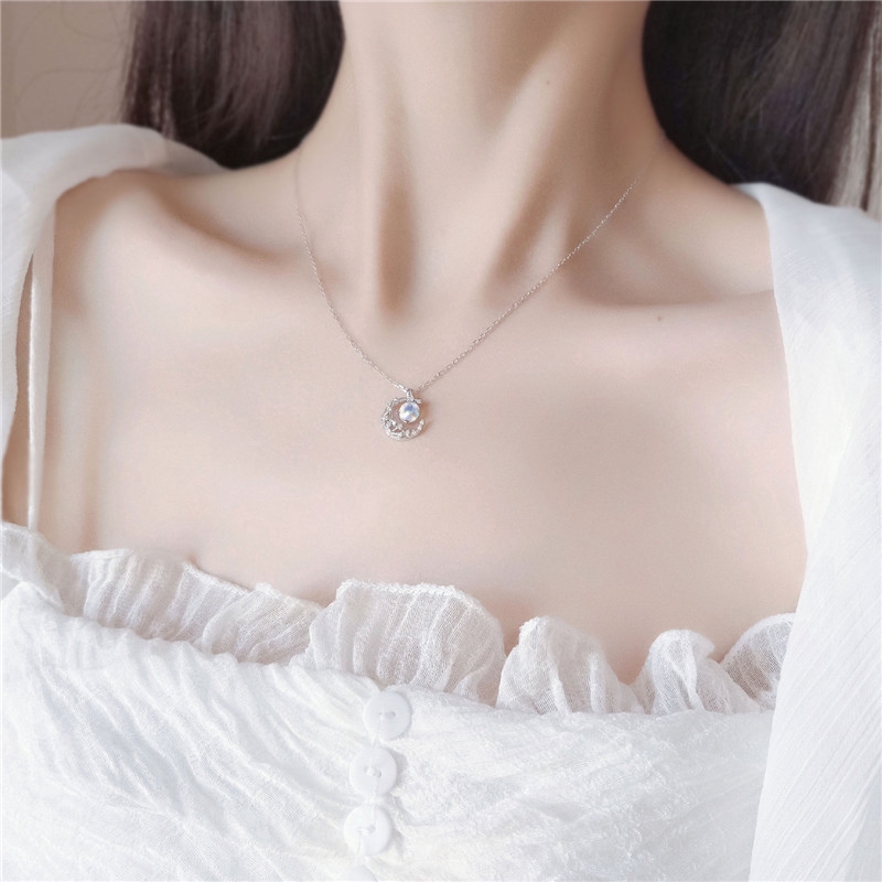 S925 Kalung Perak Murni Desain Bulan Sederhana
