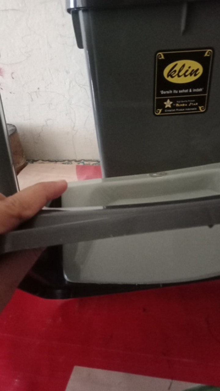 Serbu Murah - Keranjang Sampah Clean Tempat Sampah 5 Liter Tutup Goyang Tempat Sampah Plastik