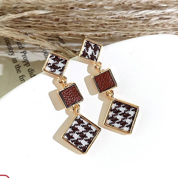 Anting Wanita Model Retro Geometric Earrings Korean Style-I