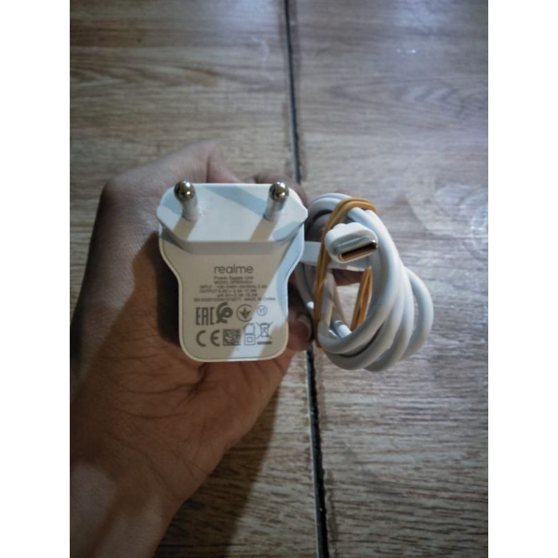 charger ori realme 6