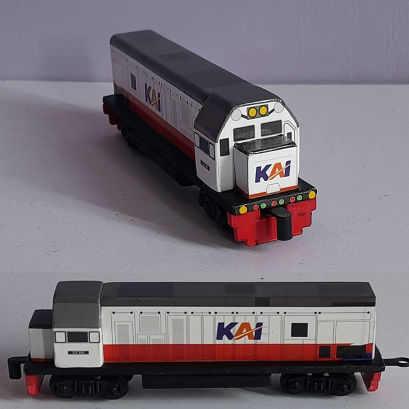 Kereta api mini cc201
