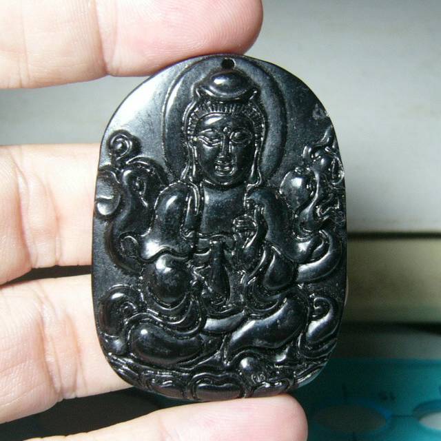 Liontin Blackjade Kwan Im 3