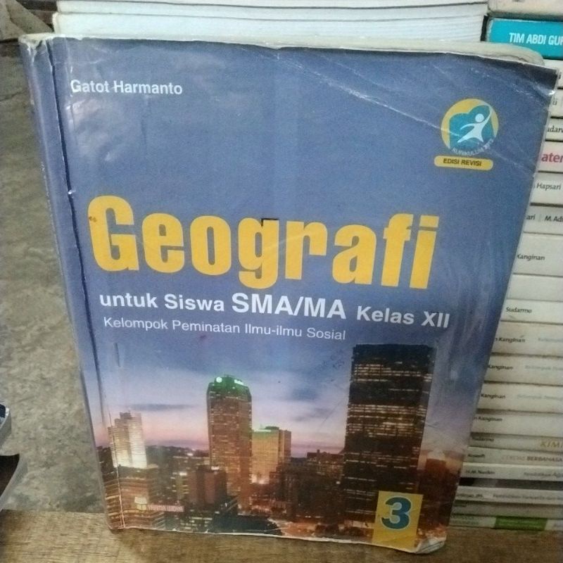geografi untuk SMA kelas 12 yrama Widya