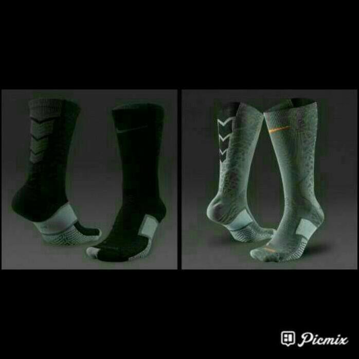 Kaos Kaki Pendek Olahraga / Running / Badminton Nike Panah Import