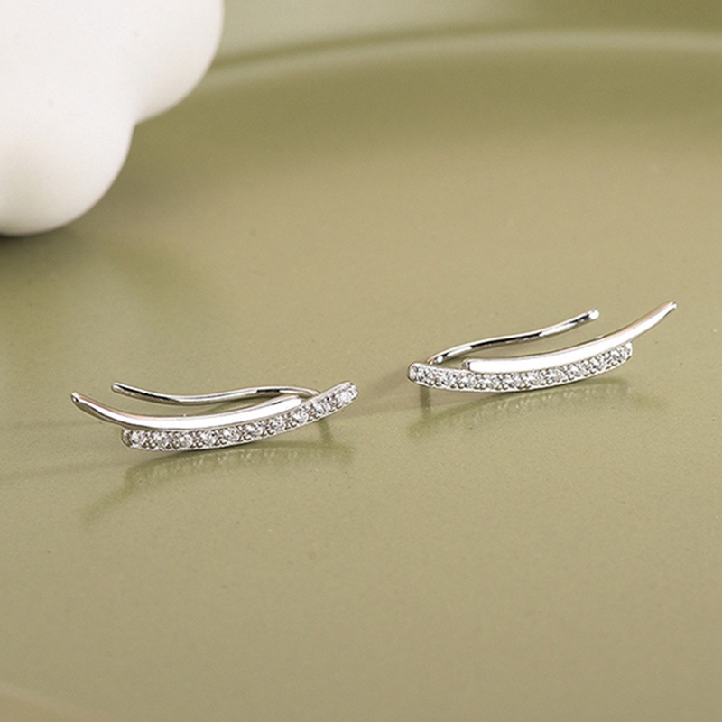 Fresh Style Simple Earrings For Women Daily Wear Delicate Girl's Earrings High Quality Silver Color Statement Jewelry Hot