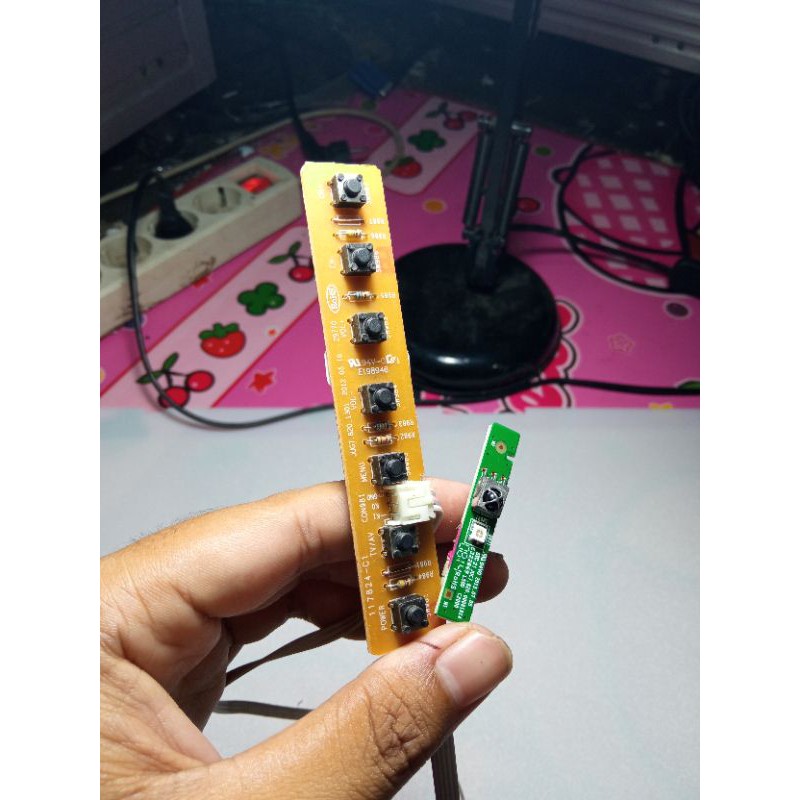 TOMBOL SENSOR IR TV CHANGHONG LED 32C2000