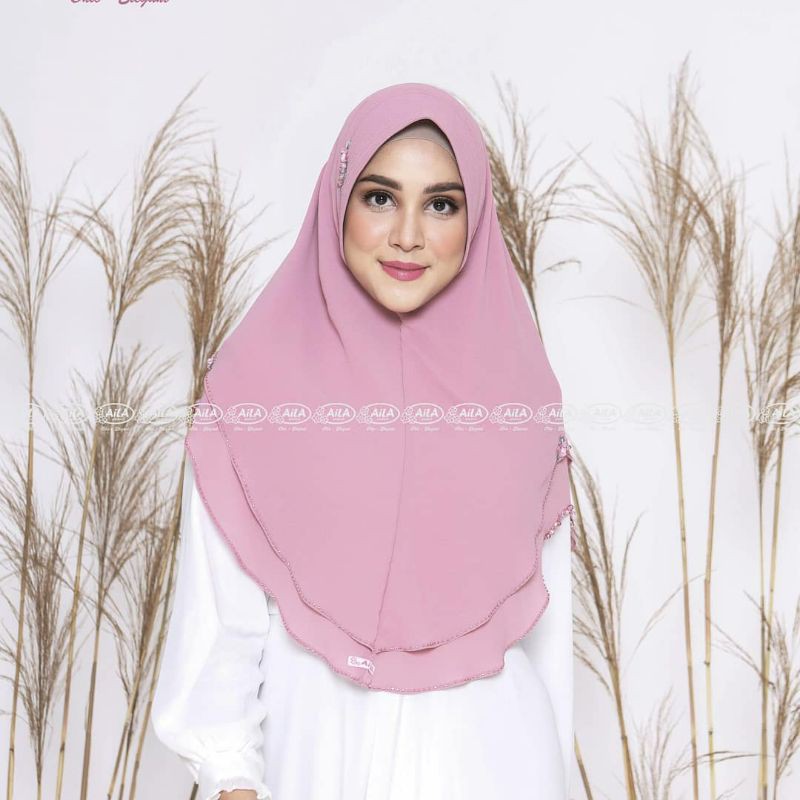 Salma Hijab Aila