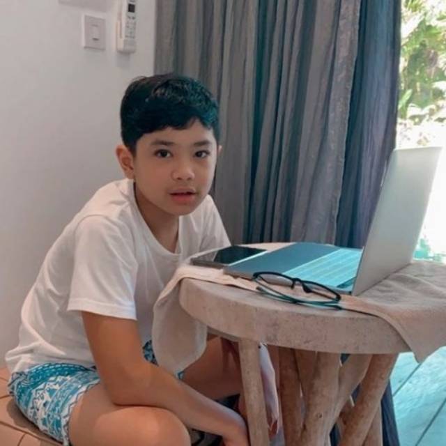 riskyariestanasution