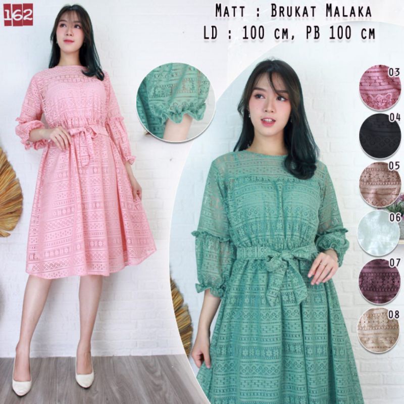 Midi dress brokat