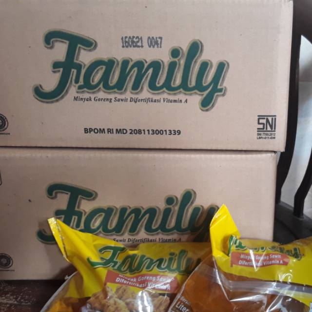Promo Minyak Goreng Family 1 Karton Bantalan Kemasan 1 Liter Indonesia