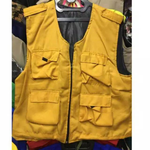 Rompi kuning kunyit oblong