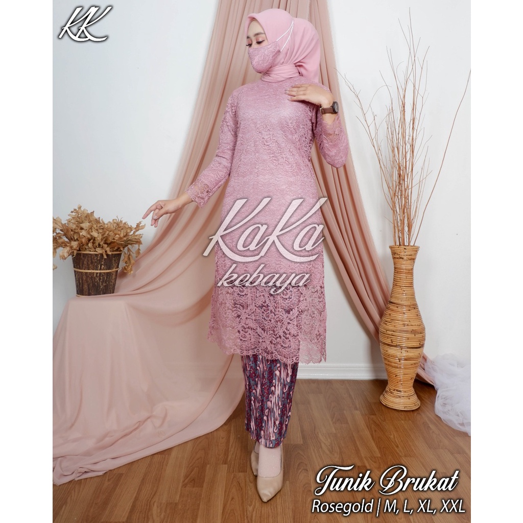 Setelan Kebaya Modern Longcape Brokat / Tunik Brukat Cream Mocca dan Lainnya