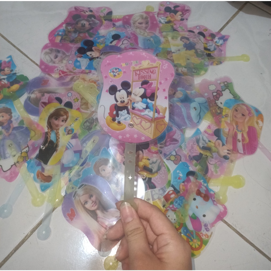 Kipas Tangan Plastik Cartoon Mini / Kipas Jepang / Kipas Plastik