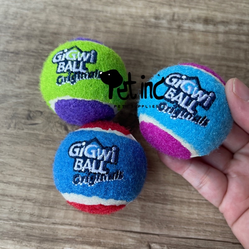 Gigwi original ball squeak bounce and floats