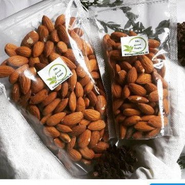 

Kacang Almond Panggang / Roasted Almond