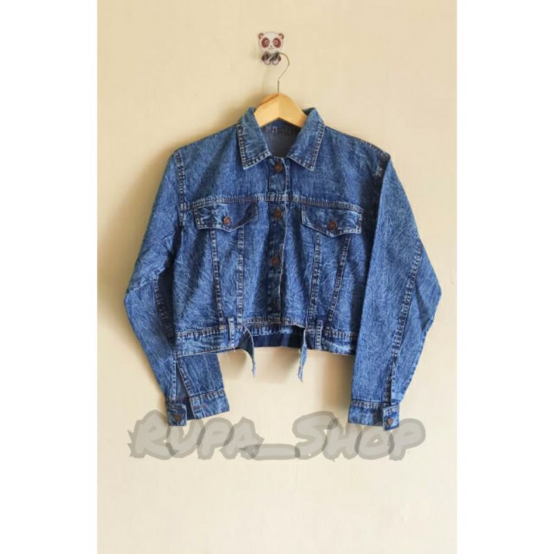 SNOWANSH JAKET JEANS CROP WANITA SAKU BELAKANG