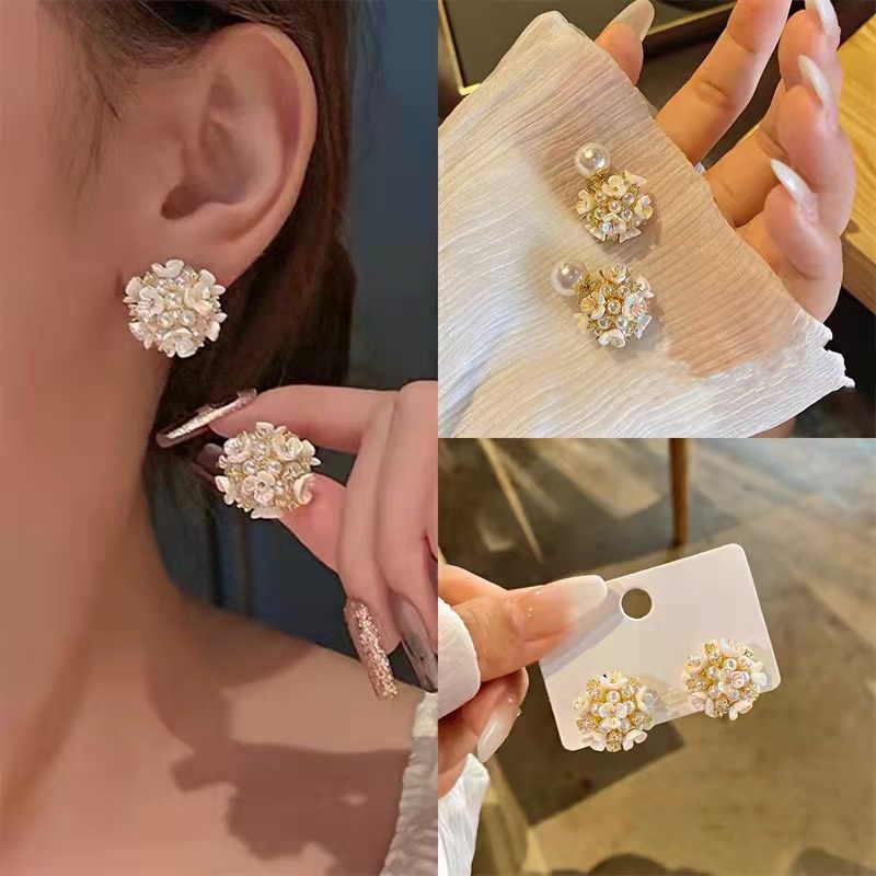 Anting Stud Desain Bunga Bola Mutiara Gaya Vintage Perancis Untuk Aksesoris Wanita