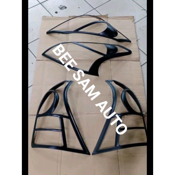 PAKET GARNISH HITAM DEPAN BELAKANG AVANZA 2012-2014
