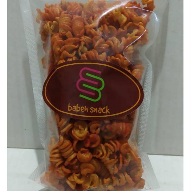 

Camilan/snack makroni ulir/spiral