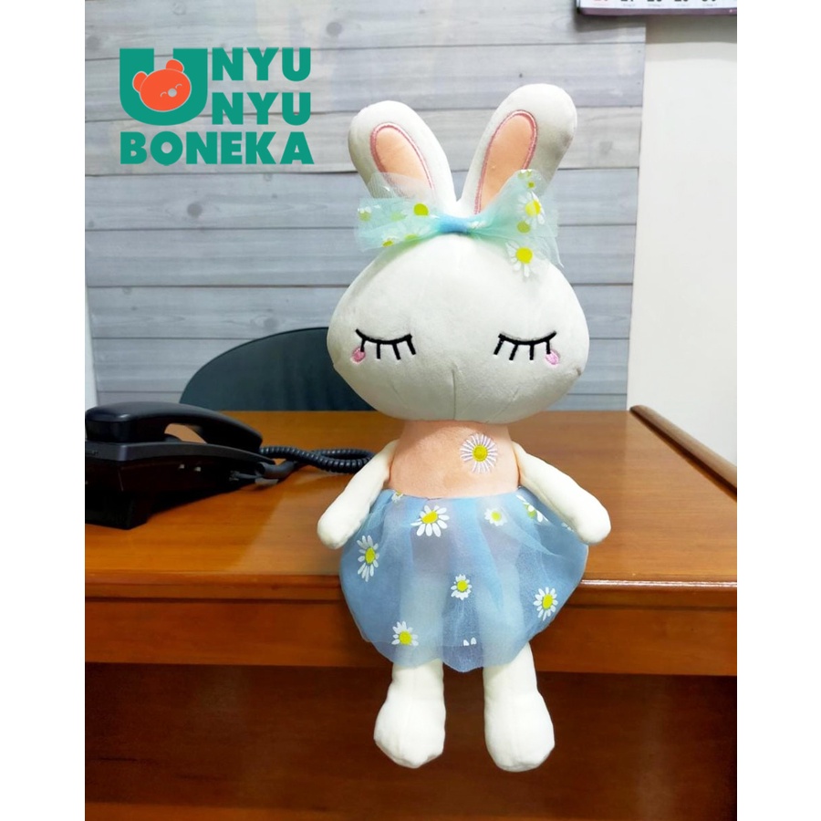 Boneka Rabbit Dress Bunga Size 9&quot;/42cm/AnimalKelinci/mainananak