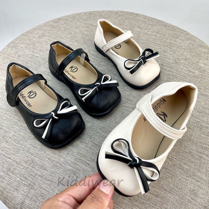 (Kiddiwear) Sepatu Sandal Flat Anak / Sepatu Sandal Selop Anak Cewe  Casual  Import Usia 1 - 5 Tahun MBK106