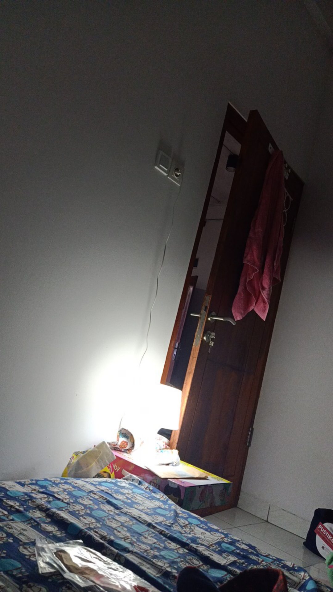 Pp Plong 15x22 Cm Bening Isi 50 Pcs