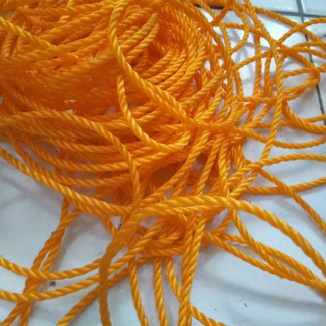 

Tali tambang 5mili. tambang plastik