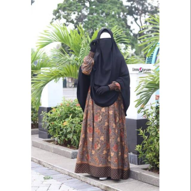 Gamis batik Ummu Maryam