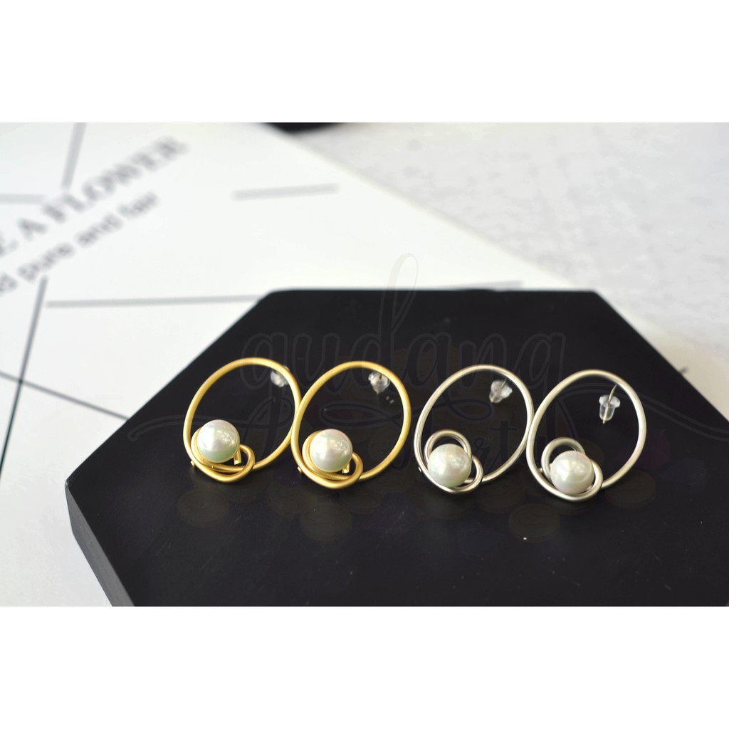 Anting Stud Abstract Gold Silver With Pearl Mutiara Simple Unik GH 203250