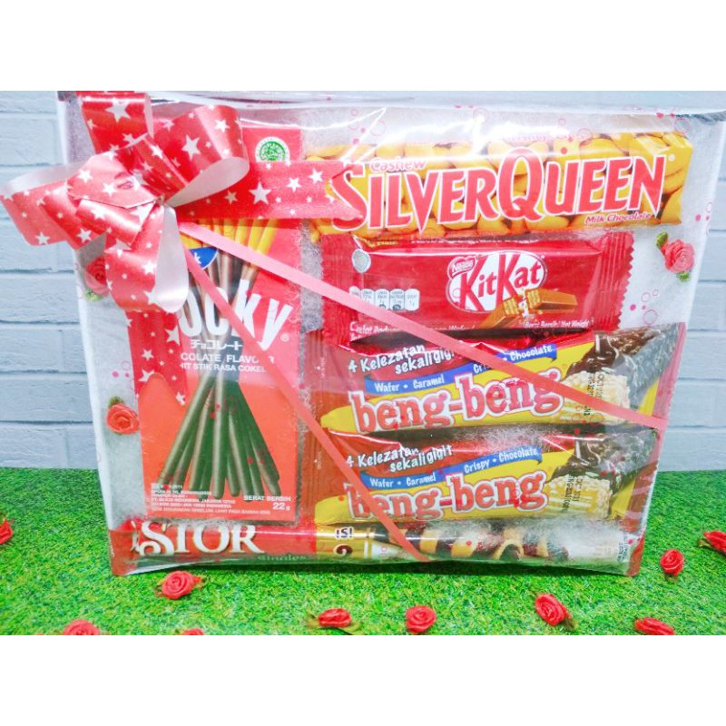 [READY] Snack Box Mini Gift Hamper Birthday Hadiah Kado Ultah Valentine Parcel Lebaran Natal Wisuda (D)