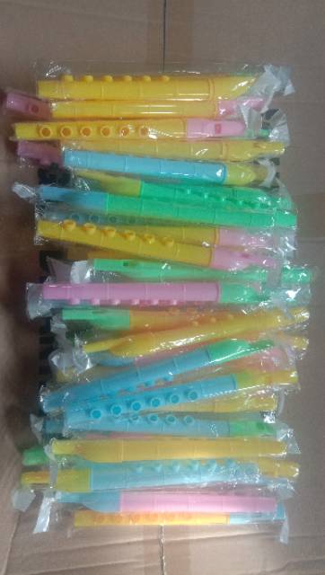 Jual mainan anak edukasi seruling warna warni plastik / suling tiup plastik warna warna warni murah