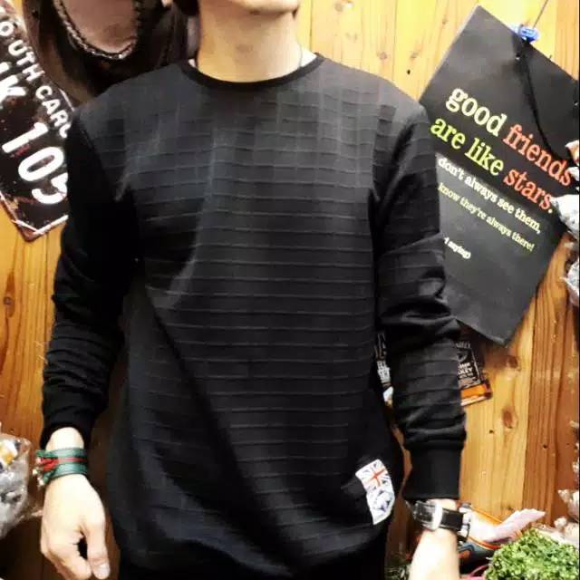 Koas pria. Lengan panjang