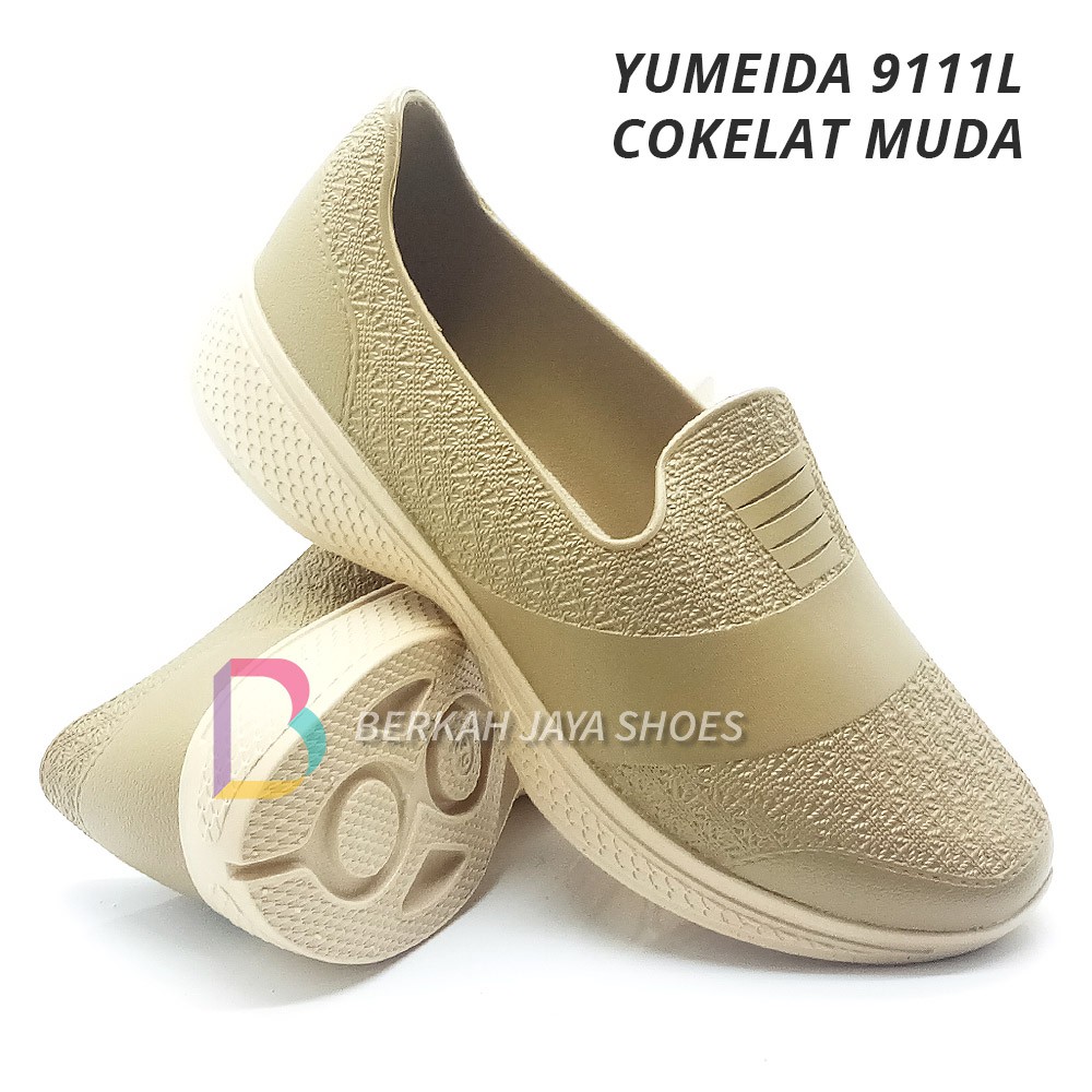 Sepatu Karet Wanita - Sepatu Slip On Karet Wanita Yumeida 9111 L Anti Air &amp; Anti Slip