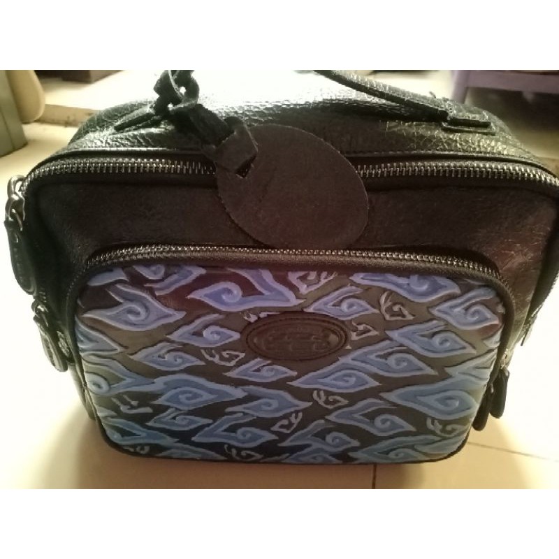 SYDNEY BERLIANO ONBOOKED mba Linda