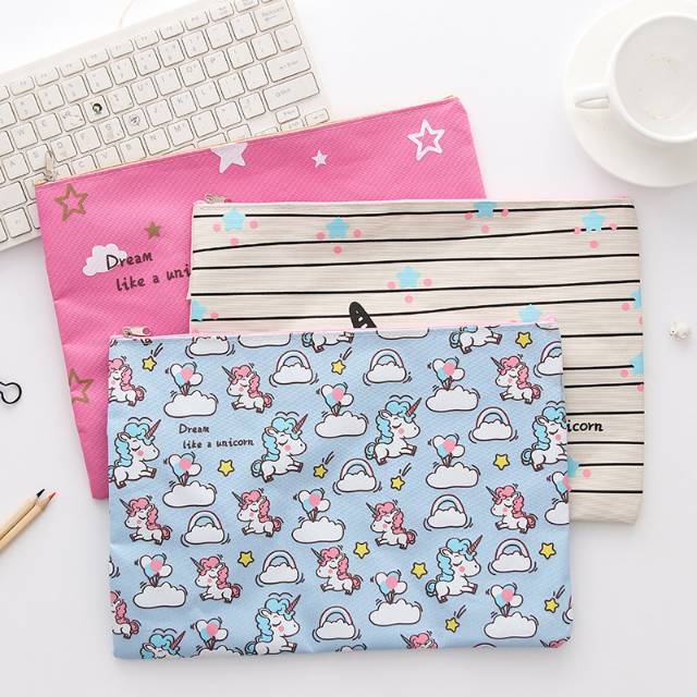 

Tempat Alat Tulis A4 Kain Kanvas Motif Unicorn