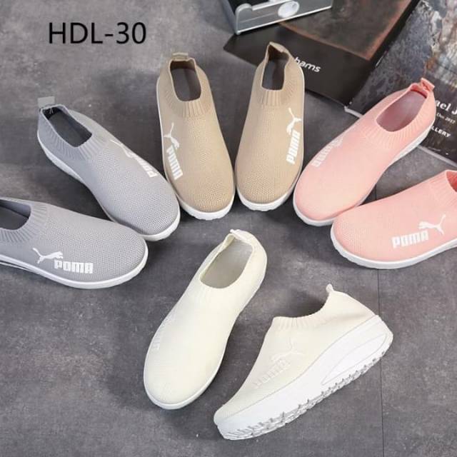 SLIP ON-SEPATU WANITA-SNEAKERS WANITA-SEPATU PUMA HDL-30